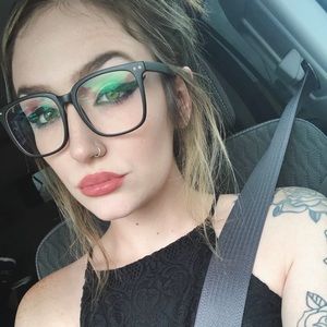 Meet your Posher, Jess